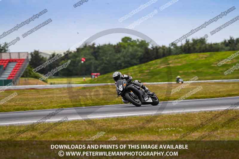 enduro digital images;event digital images;eventdigitalimages;no limits trackdays;peter wileman photography;racing digital images;snetterton;snetterton no limits trackday;snetterton photographs;snetterton trackday photographs;trackday digital images;trackday photos